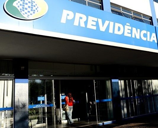 Quanto tempo de vida o sistema de repartição da previdência ainda tem?