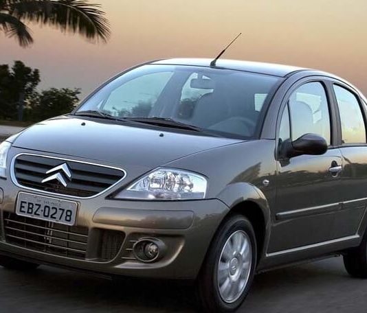 As vantagens e desvantagens de comprar um carro usado