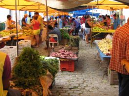 Pechinchar é uma ótima maneira de poupar