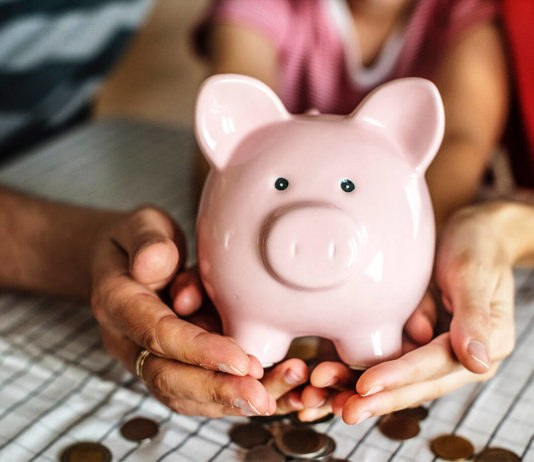 Como economizar mais gastando menos Como economizar mais gastando menos