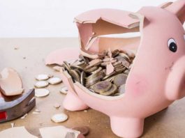 Nunca gastamos tanto em um único mês!